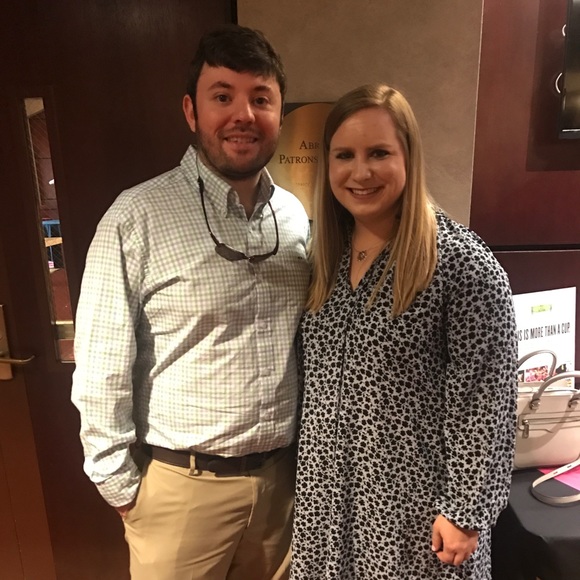 Meet your Posher, Carolyne - Picture 1 of 1